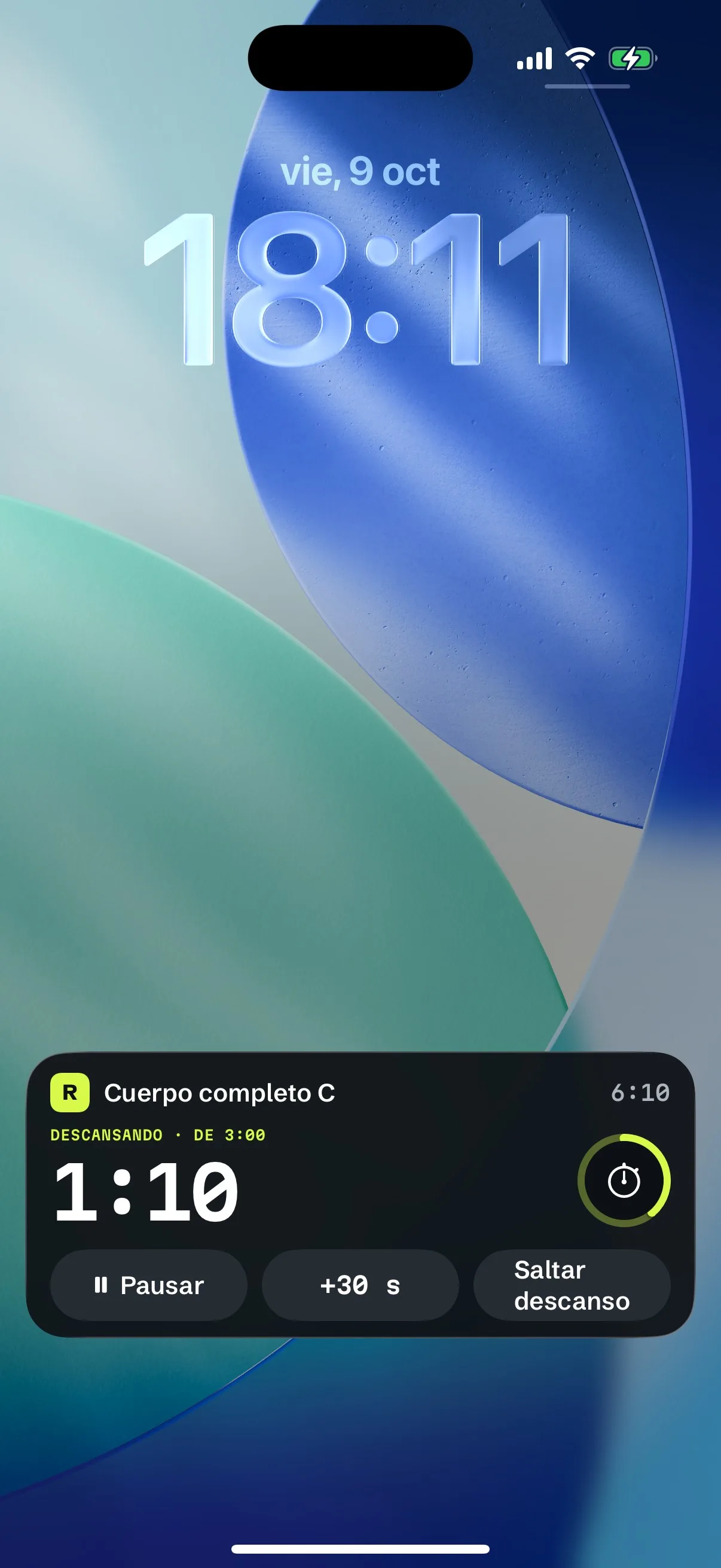 La pantalla de bloqueo del iPhone con el temporizador de descanso de RIGOR en cuenta atrás.